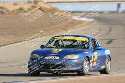 media/Oct-15-2023-CalClub SCCA (Sun) [[64237f672e]]/Group 4/Qualifying/